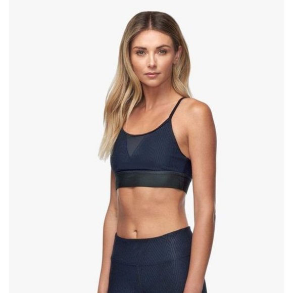 Koral pine trifecta sports bra - Picture 2 of 11